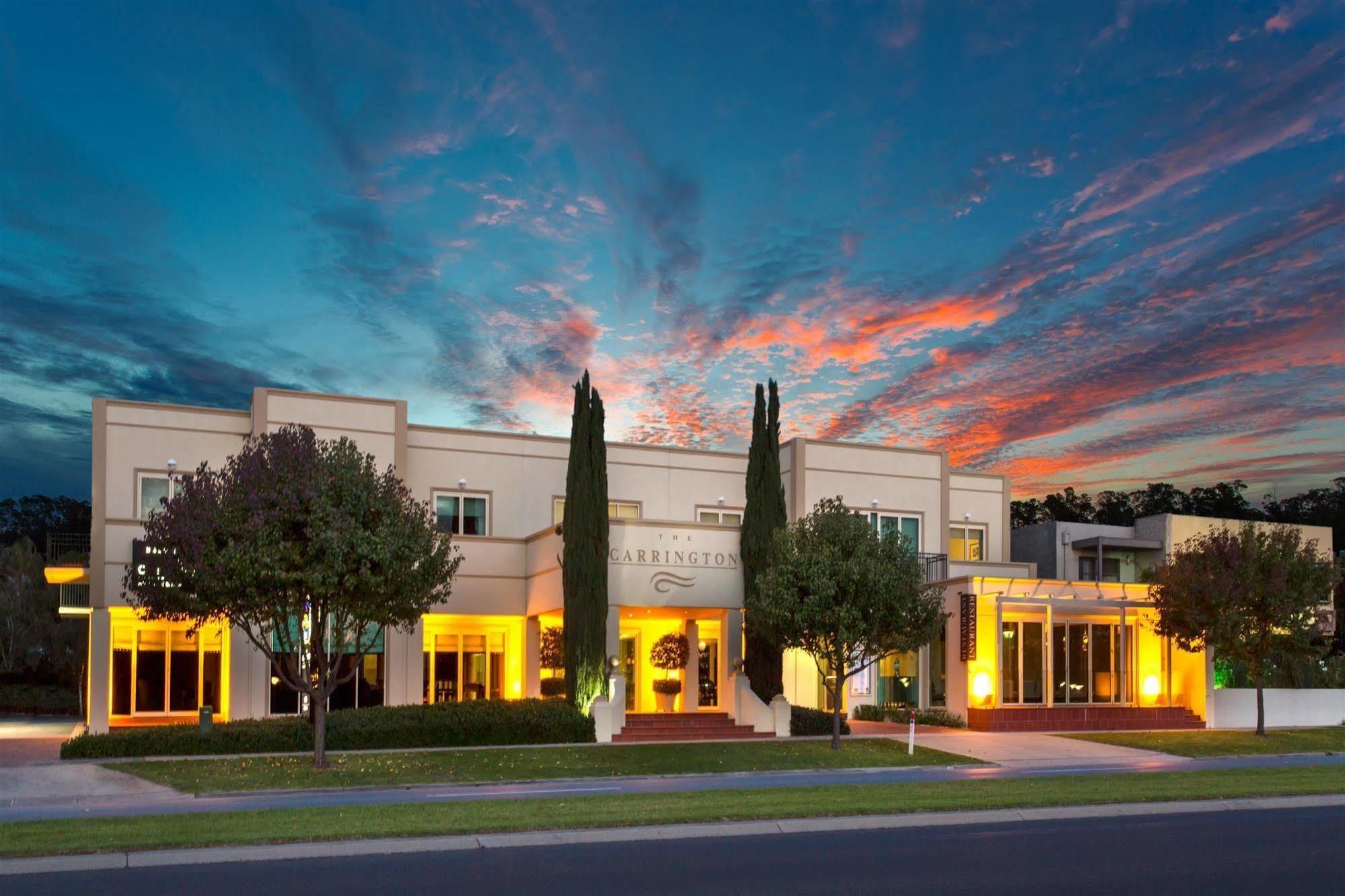 The Carrington Hotel Shepparton Exteriör bild